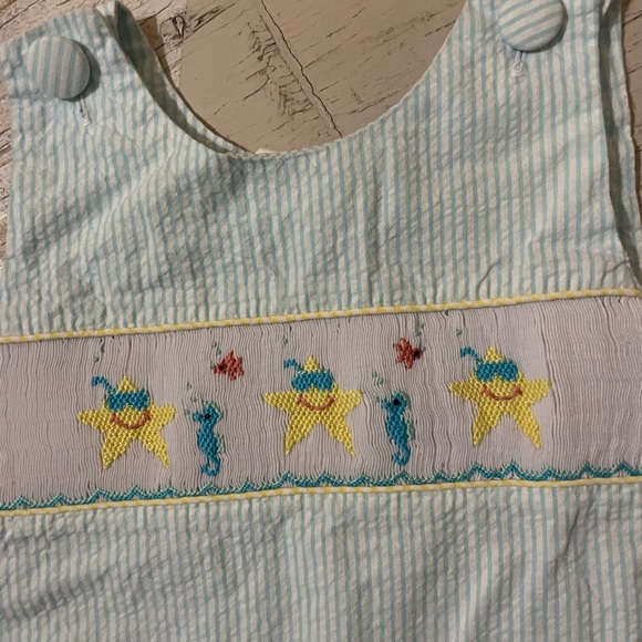 Smocked Bubble - Picture 2 of 3